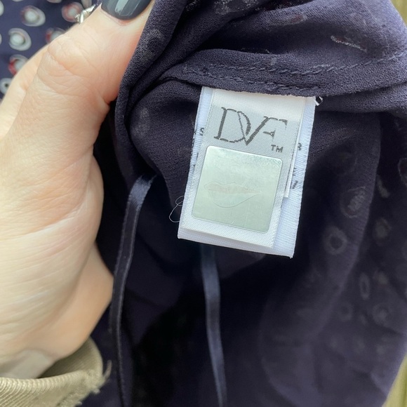 Diane Von Furstenburg Saylor DVF 100% Silk - Picture 13 of 16